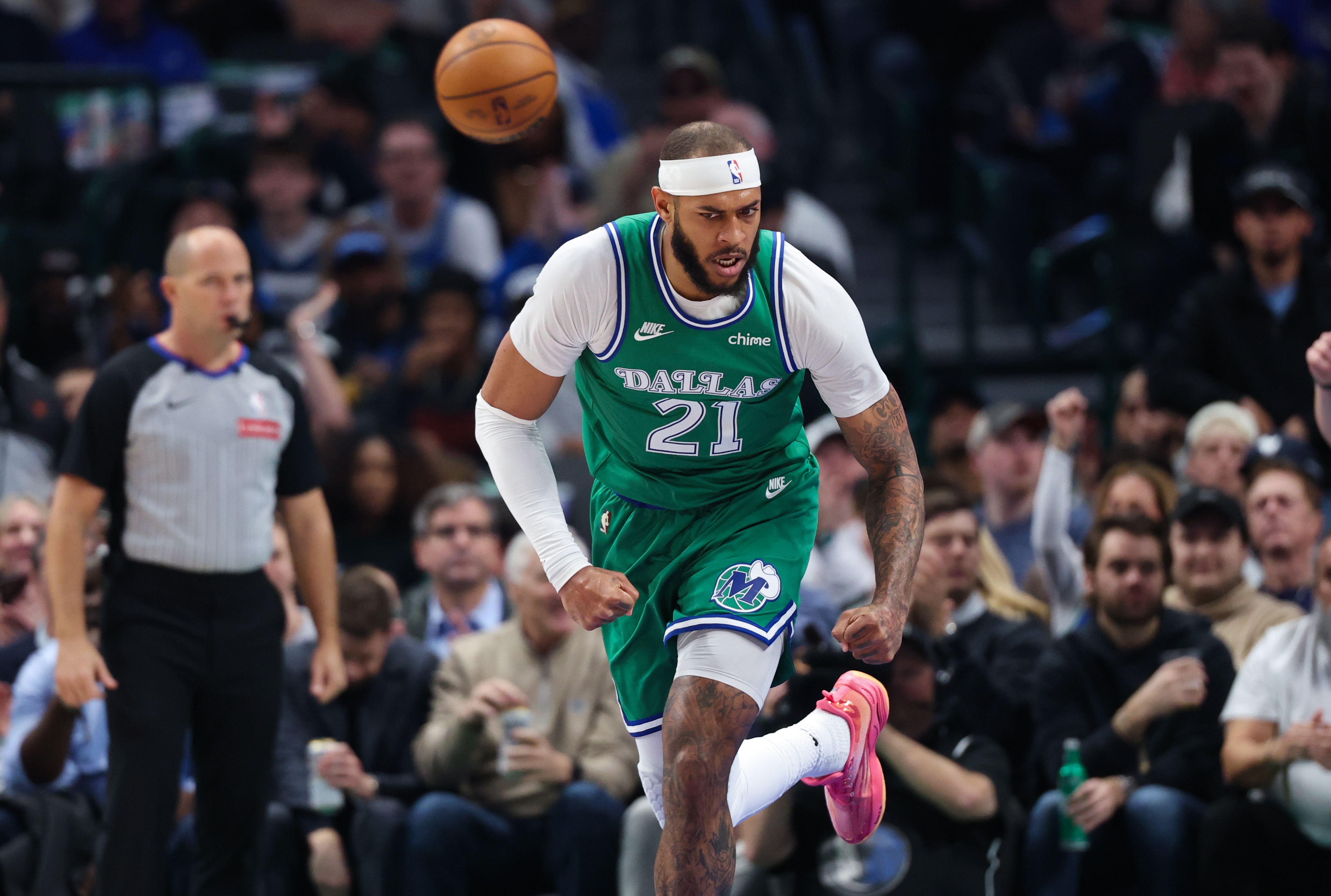 开云体登录-基德：加福德身体状态更好了 我们在想办法让他更多参与到进攻