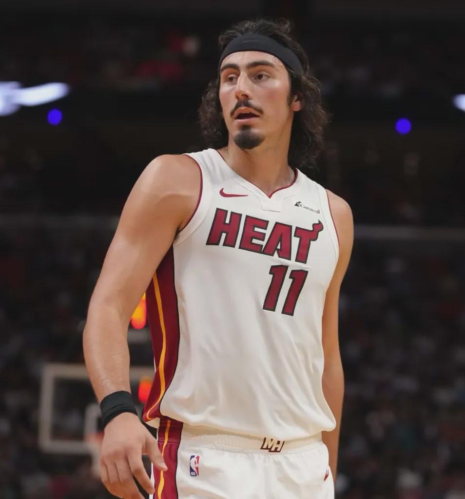 12次20+！领跑全联盟！提前锁定大合同