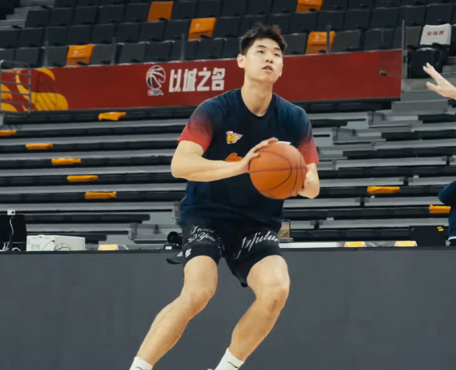 开云体育APP下载-崔永熙自宣！亲承复出倒计时，对广东持球与防守的加成会非常大！