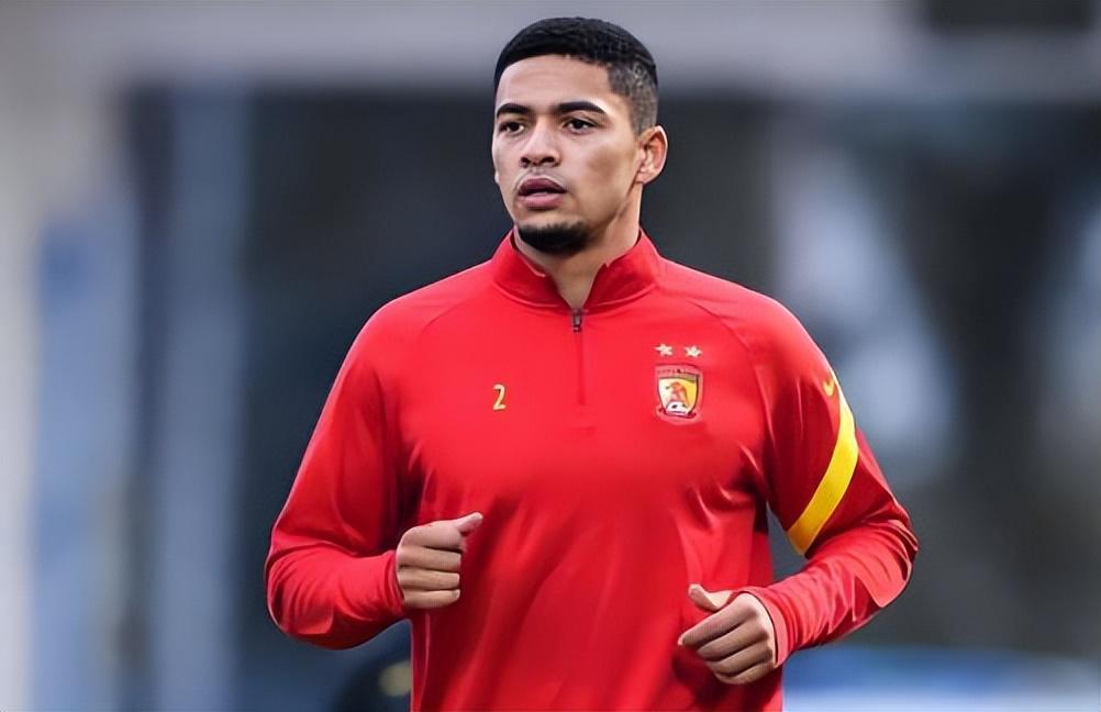 开云体育官网-意外！球迷越不看好他俩踢申花主力，斯卢茨基越要坚持让两人首发